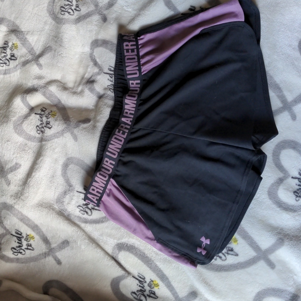 Under Armour black athletic shorts